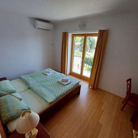 Apartmaji Fizine Portoroz Bilik gambar