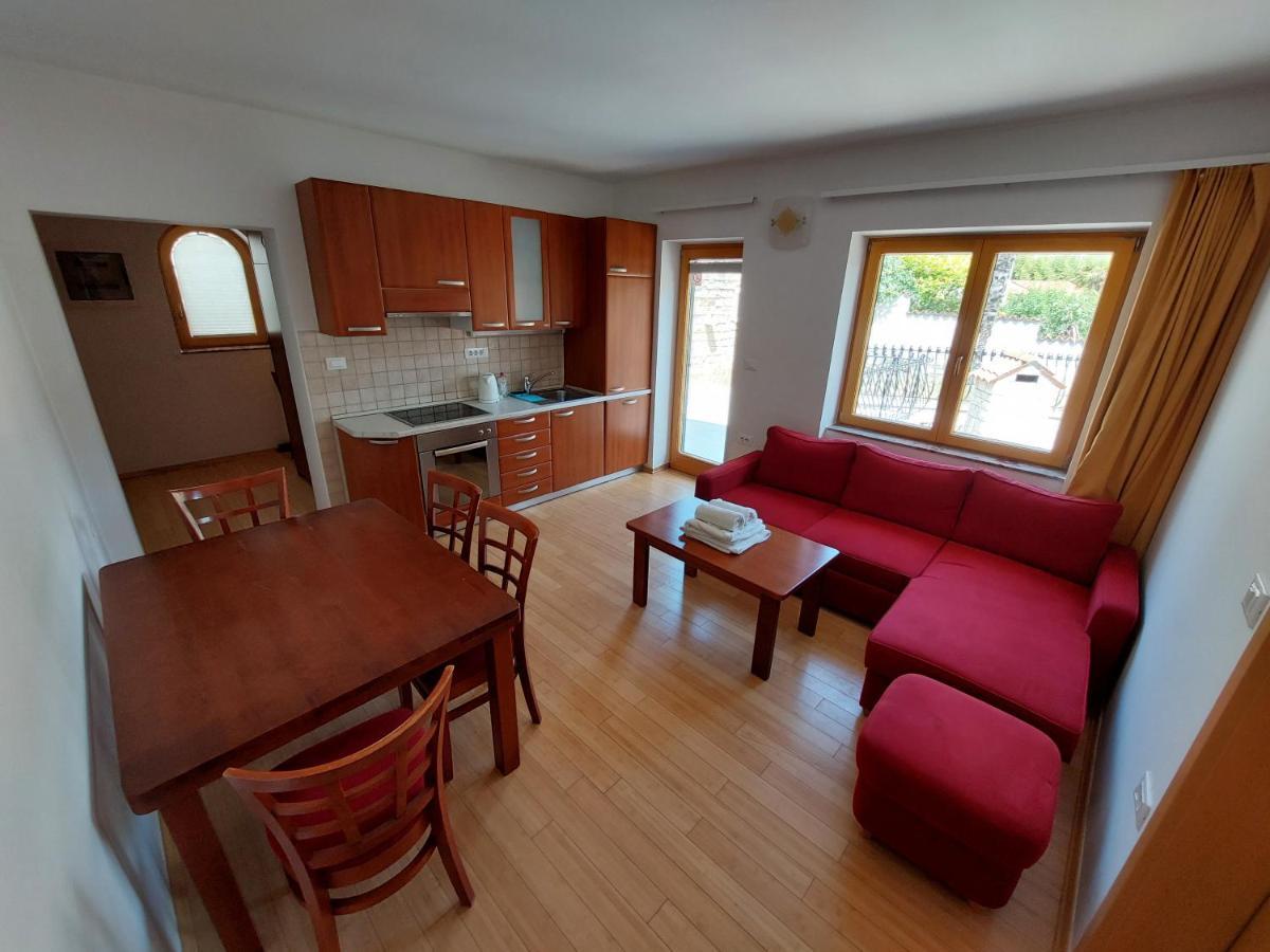 Apartmaji Fizine Portoroz Luaran gambar
