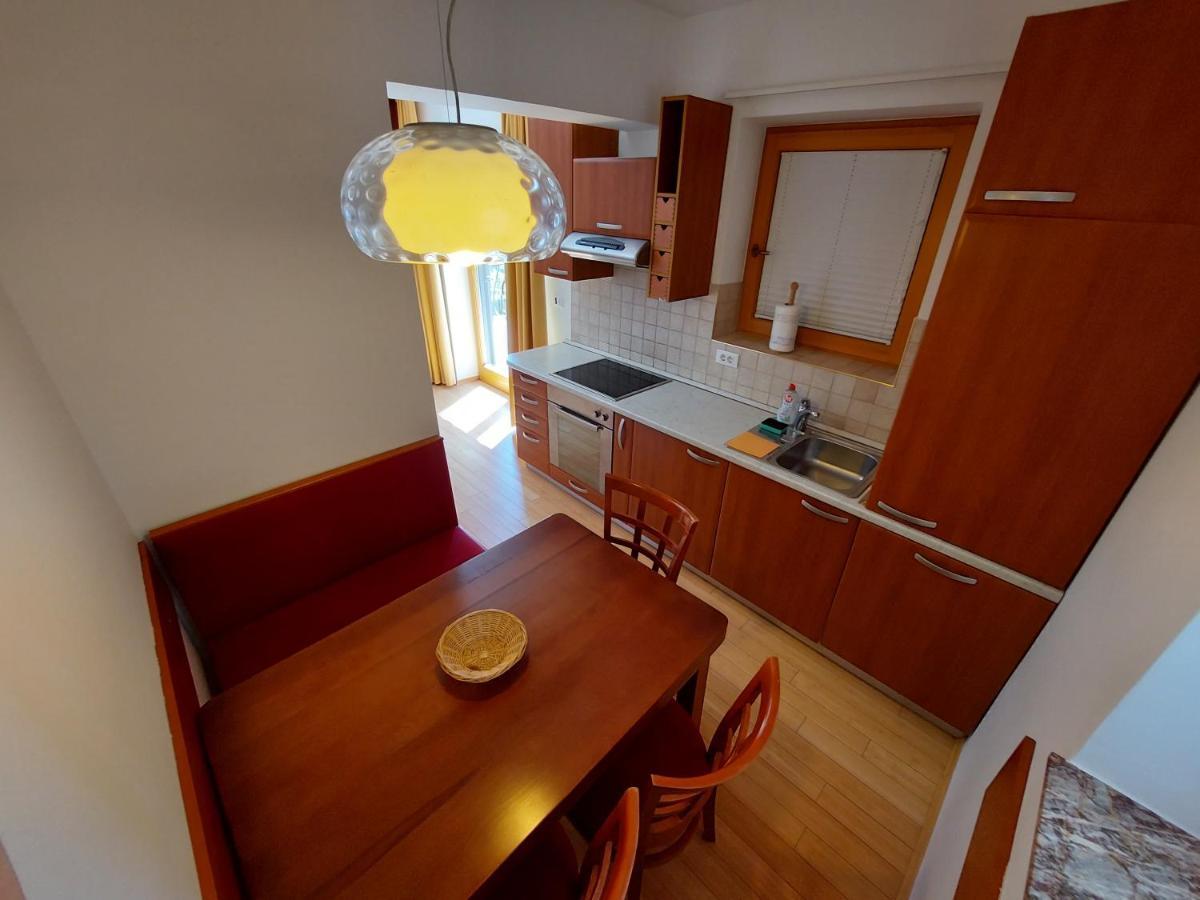 Apartmaji Fizine Portoroz Luaran gambar