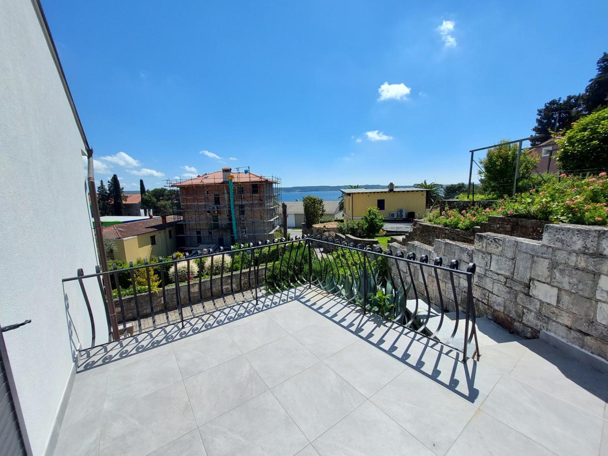 Apartmaji Fizine Portoroz Bilik gambar