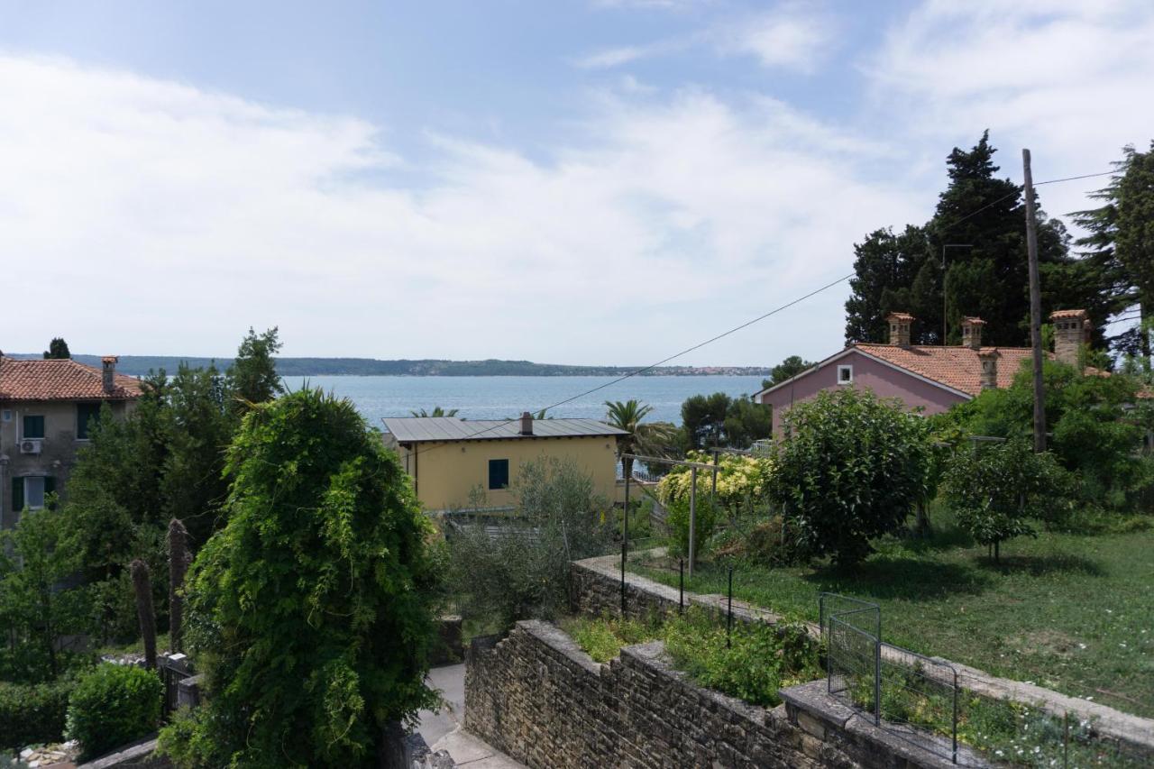 Apartmaji Fizine Portoroz Luaran gambar